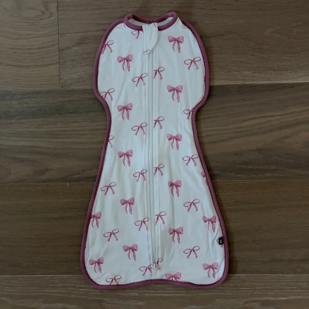 Kyte Baby Cloud 0.5 TOG Swaddle Bag White Pink Bows Newborn NB NEW